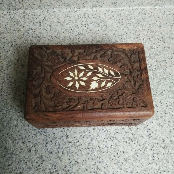 Other - Vintage wooden jewelery box